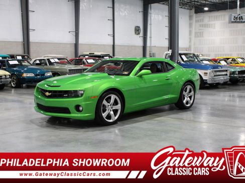 Used 2011 Chevrolet Camaro SS image 1