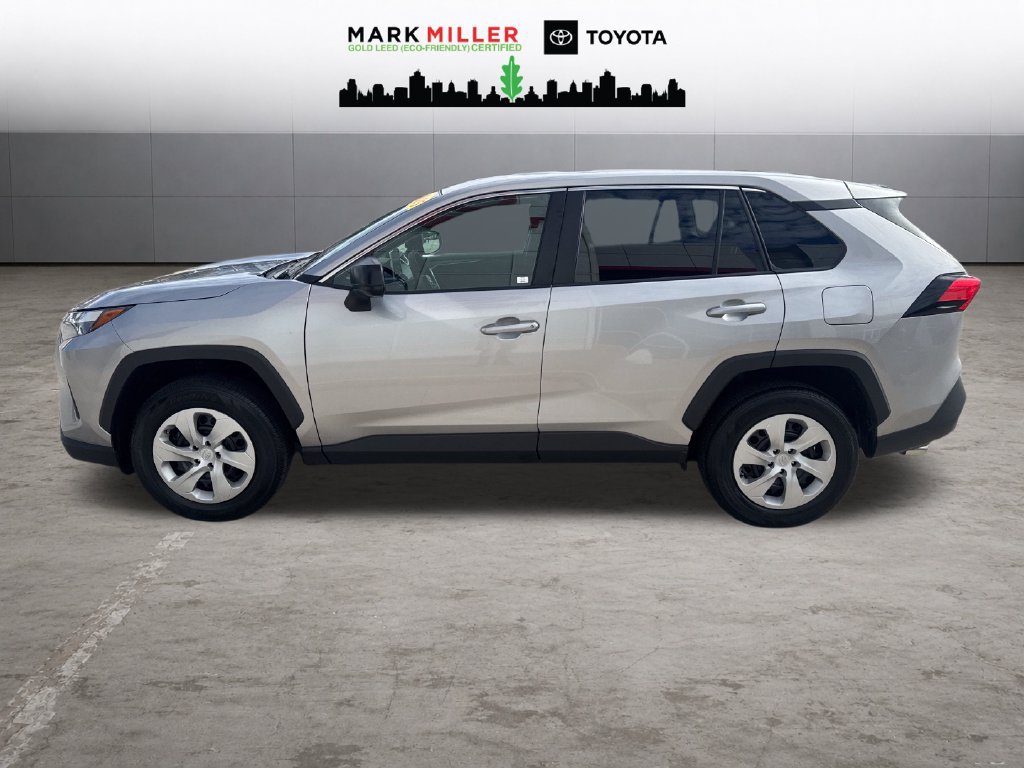 Certified 2025 Toyota RAV4 LE AWD/4WD image 2