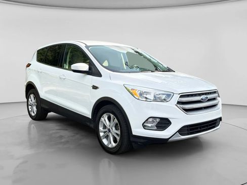 Used 2017 Ford Escape SE FWD image 7