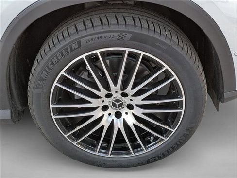 Certified 2026 Mercedes-Benz GLC 300 image 21