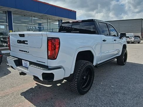 Used 2026 GMC Sierra 1500 Denali AWD/4WD image 9