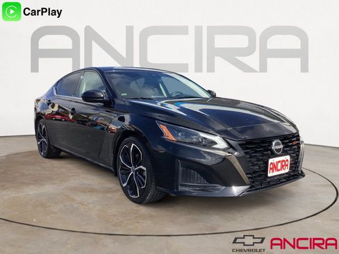 Used 2023 Nissan Altima 2.5 SR FWD image 1