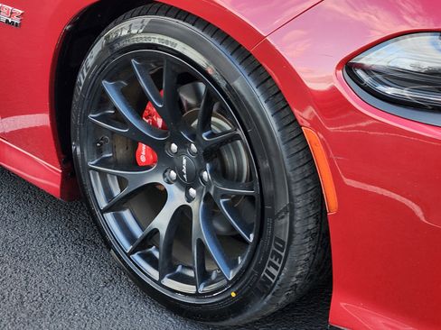 Used 2016 Dodge Charger R/T Scat Pack w/ Beats Audio Group image 5