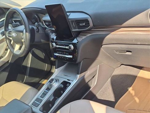 Used 2023 Ford Explorer Limited w/ Limited Technology Package RWD image 25