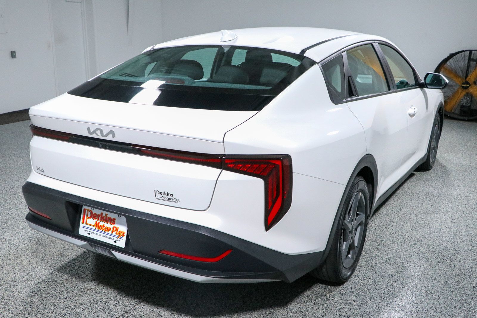 Used 2025 Kia K4 FWD image 7
