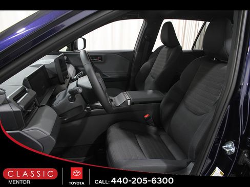 Used 2026 Toyota RAV4 AWD Plug-in Hybrid image 5