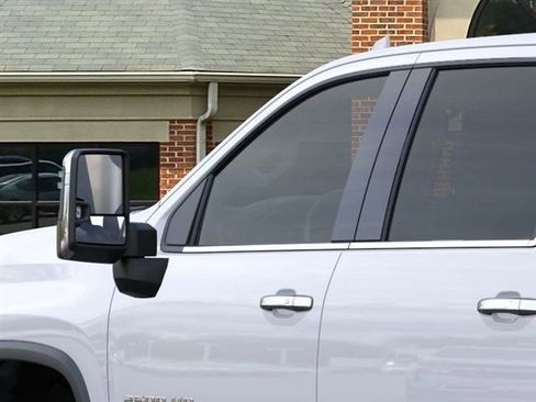 New 2026 Chevrolet Silverado 2500 LTZ w/ LTZ Premium Package AWD/4WD image 12