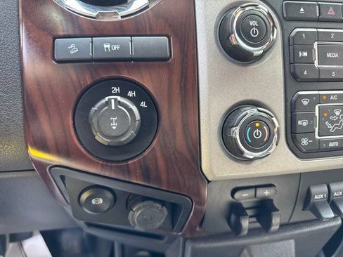 Used 2016 Ford F350 Lariat w/ Lariat Ultimate Package AWD/4WD image 16