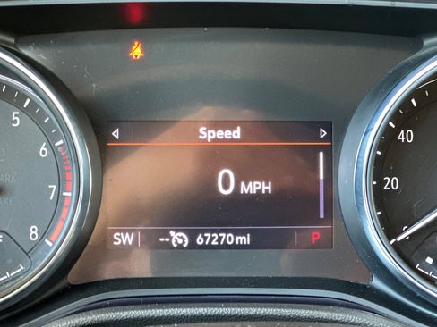 Used 2023 Buick Encore GX Preferred w/ Cold Weather Comfort Package FWD image 29