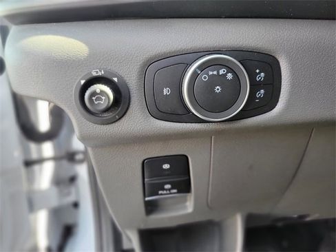 Used 2023 Ford Transit 350 XLT image 21