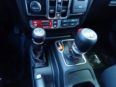 Used 2021 Jeep Wrangler Unlimited Rubicon AWD/4WD image 22