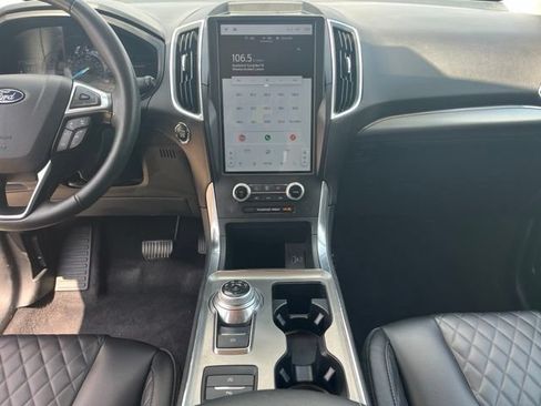 Used 2024 Ford Edge Titanium AWD/4WD image 9
