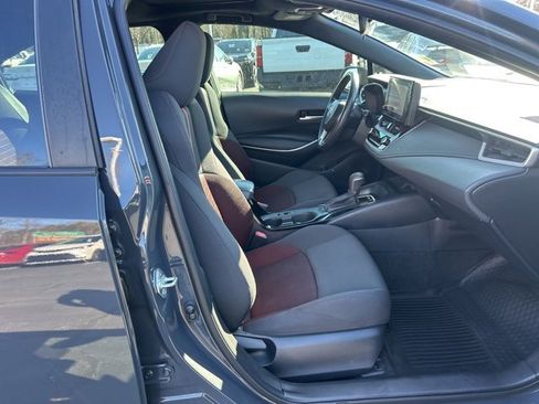 Used 2023 Toyota Corolla SE w/ SE Premium Package image 15