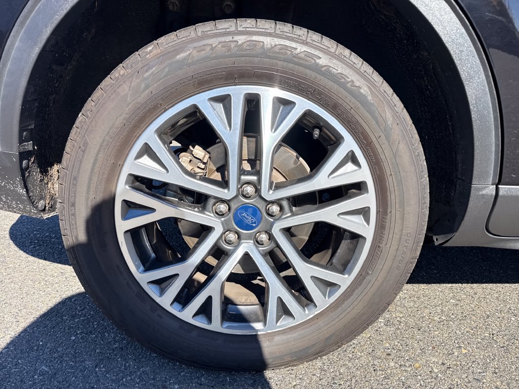 Used 2020 Ford Escape SEL AWD/4WD image 35