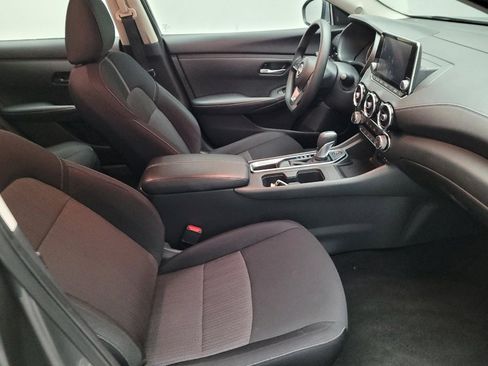Used 2025 Nissan Sentra SV image 21