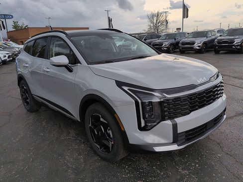New 2026 Kia Sportage EX FWD image 1