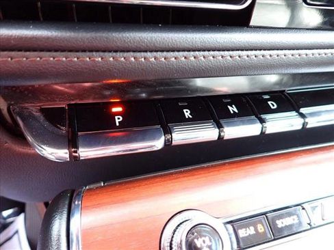 Used 2023 Lincoln Aviator Reserve image 23