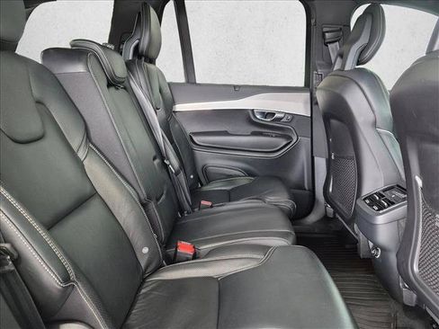 Used 2020 Volvo XC90 T6 R-Design w/ Protection Package Premier AWD/4WD image 27