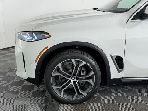 New 2026 BMW X5 sDrive40i image 11