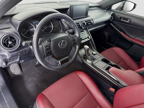 Used 2023 Lexus IS 300 w/ Comfort Package RWD image 9