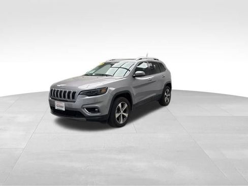 Used 2021 Jeep Cherokee Limited image 3