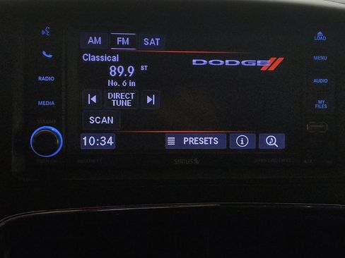 Used 2018 Dodge Grand Caravan SE FWD image 25
