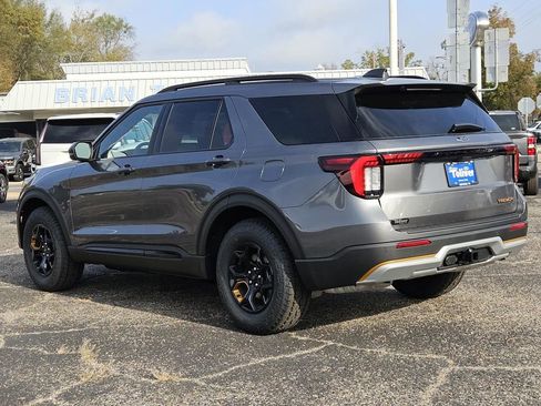 New 2026 Ford Explorer Tremor w/ Tremor Convenience Package image 7