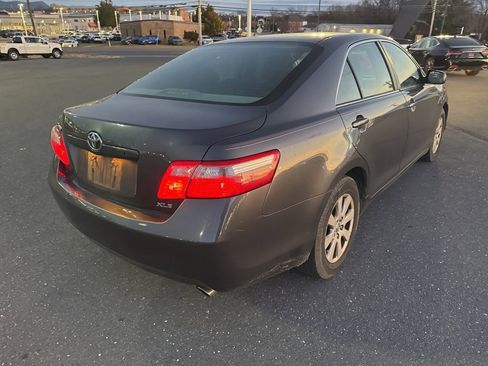 Used 2009 Toyota Camry image 5