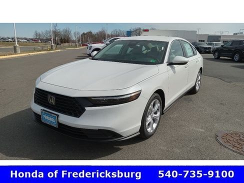 Certified 2025 Honda Accord LX image 2