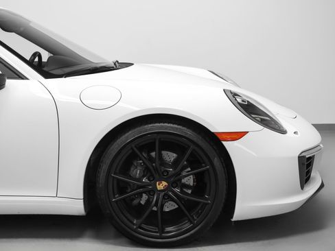 Certified 2017 Porsche 911 Carrera RWD image 15