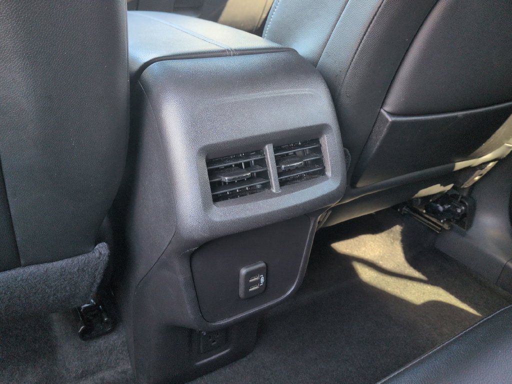 Certified 2024 GMC Terrain SLT AWD/4WD image 33