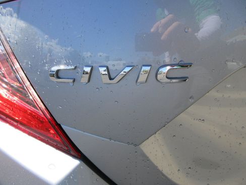 Used 2016 Honda Civic EX-L image 8