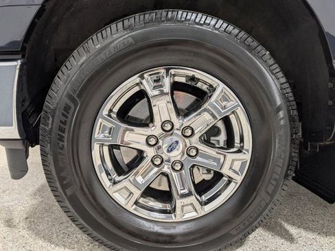 Used 2021 Ford F150 XLT w/ Equipment Group 302A High image 12