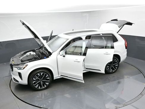 New 2026 Volvo XC90 B6 Plus image 53