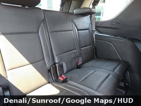 Used 2023 GMC Yukon Denali image 33