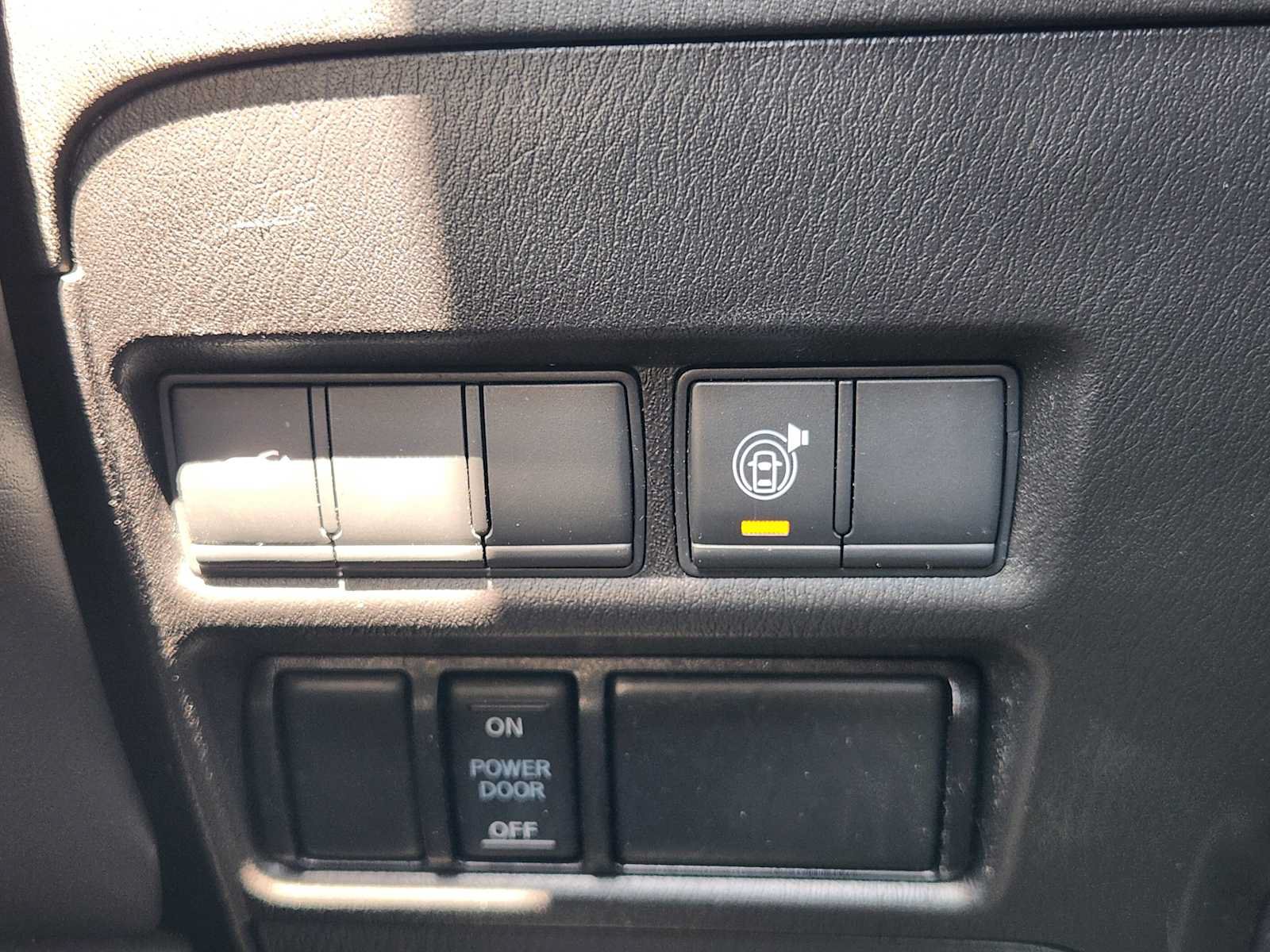 Used 2021 Nissan Armada SL w/ Captain's Chairs Package RWD image 21