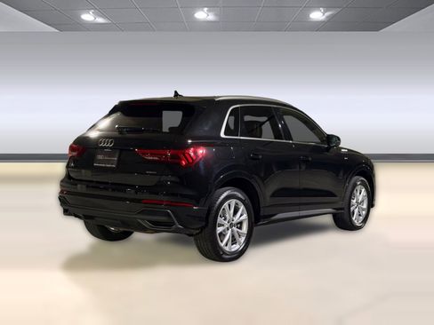 Certified 2025 Audi Q3 2.0T Premium Plus w/ Premium Plus Package AWD/4WD image 9