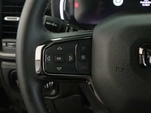Used 2024 RAM 1500 Limited AWD/4WD image 11