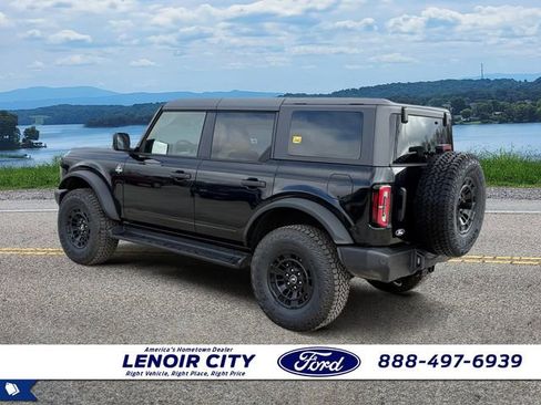 New 2026 Ford Bronco Outer Banks w/ Sasquatch Package image 5