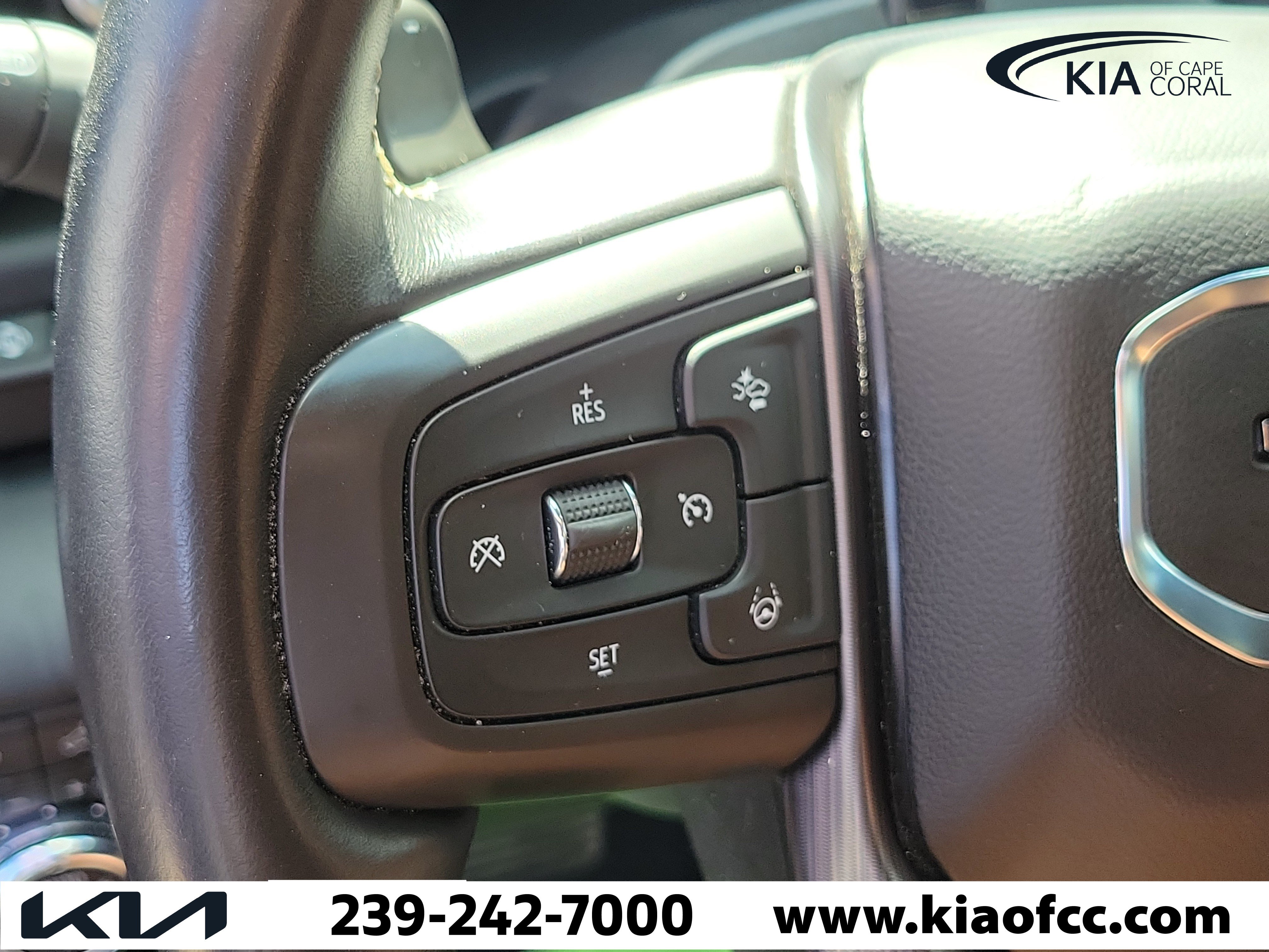 Used 2023 GMC Sierra 1500 Denali Ultimate AWD/4WD image 25