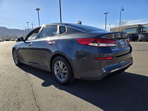 Used 2020 Kia Optima LX image 4