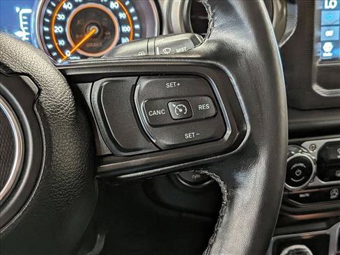 Used 2021 Jeep Gladiator Sport AWD/4WD image 13