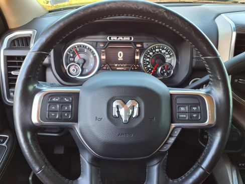 Used 2019 RAM 2500 Laramie AWD/4WD image 13