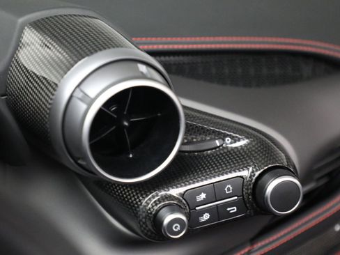 Certified 2021 Ferrari F8 Tributo image 28