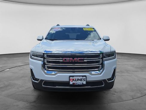 Used 2023 GMC Acadia SLT FWD image 4