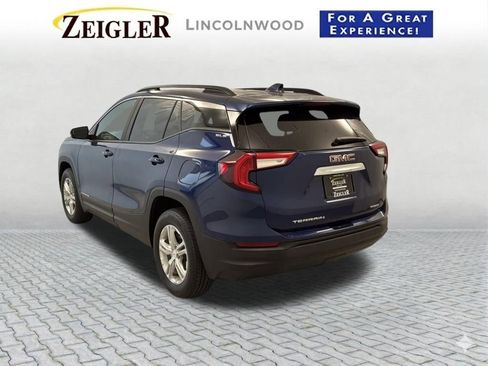 Used 2022 GMC Terrain SLE w/ Driver Convenience Package AWD/4WD image 10