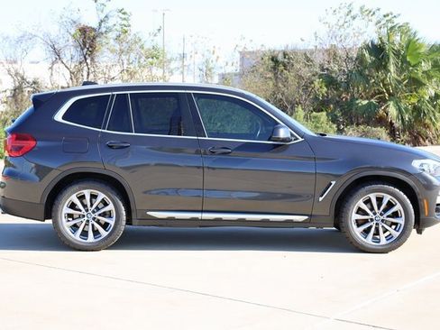 Used 2019 BMW X3 sDrive30i w/ Driving Assistance Package image 4