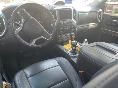 Used 2021 Chevrolet Silverado 1500 LT Trail Boss w/ Convenience Package II AWD/4WD image 12