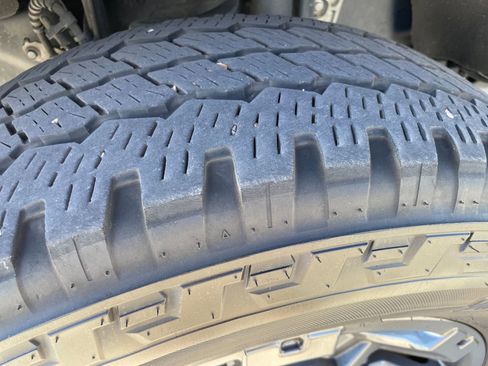 Used 2024 Ford F250 Platinum image 27