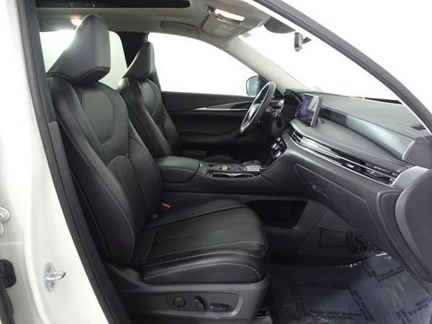 Used 2023 INFINITI QX60 Luxe w/ Cargo Package AWD/4WD image 17